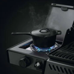 Pack Barbecue à Gaz Napoleon Freestyle F365SBPGT 3 Brûleurs Réchaud + Housse Et Plancha -Art du Grill f365sbpgt fr napoleon barbecue freestyle 16 1