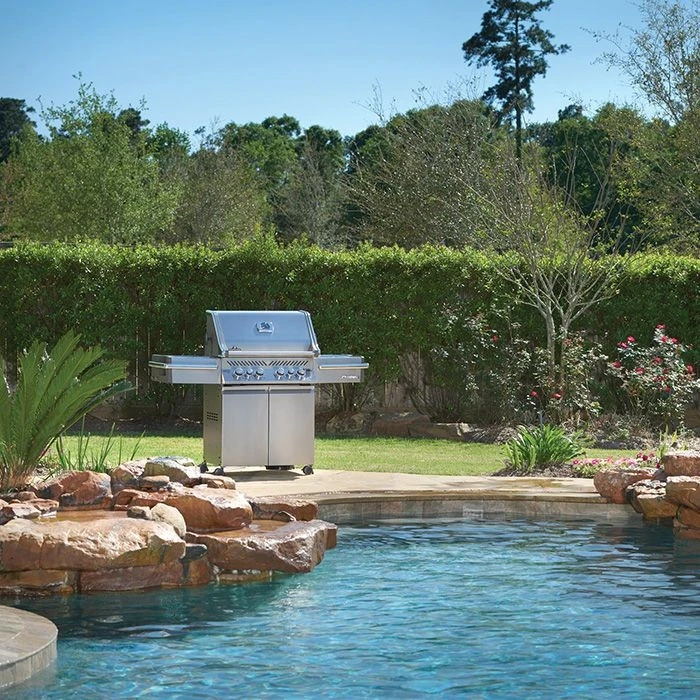 Pack Barbecue à Gaz Napoleon PRESTIGE PRO 500 + 3 Accessoires 5 Pack Barbecue à Gaz Napoleon PRESTIGE PRO 500 + 3 Accessoires – Image 5