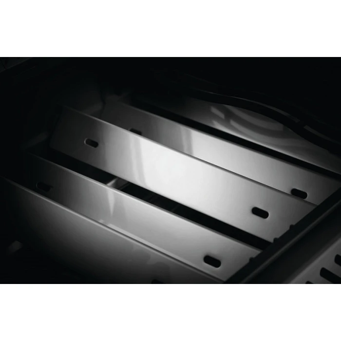 Barbecue à Gaz Napoleon Rogue 425 + Réchaud + Rôtissoire Incluse 9 Barbecue à Gaz Napoleon Rogue 425 + Réchaud + Rôtissoire Incluse – Image 9